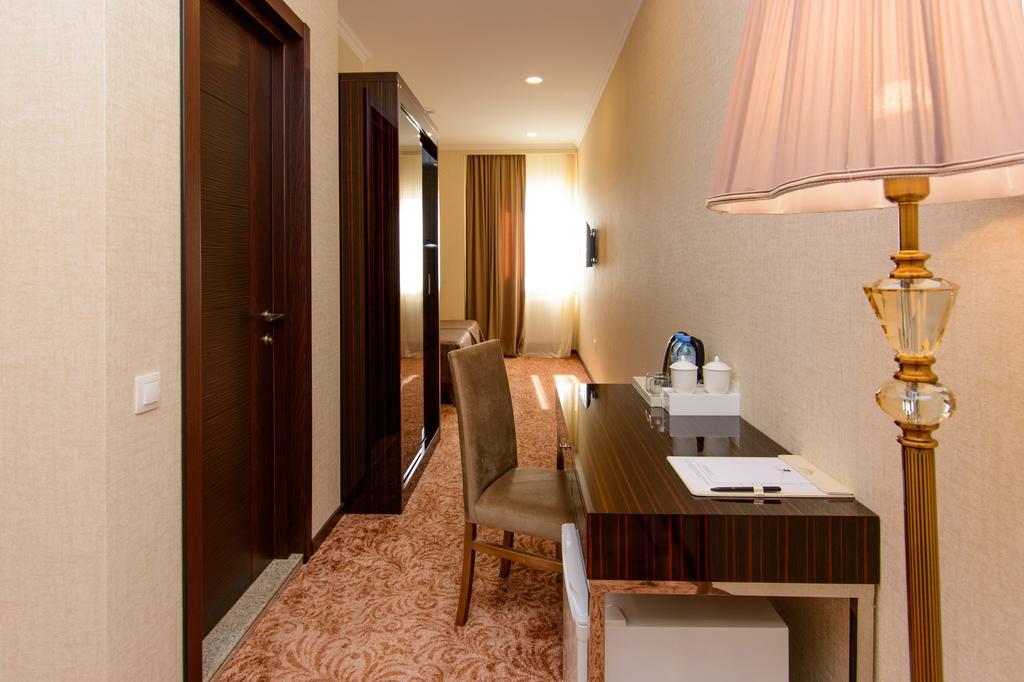 Apart Hotel Mx Tbilisi Bagian luar foto