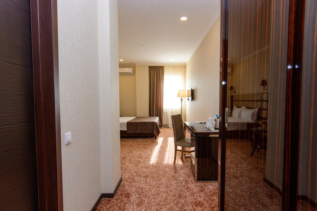 Apart Hotel Mx Tbilisi Bagian luar foto