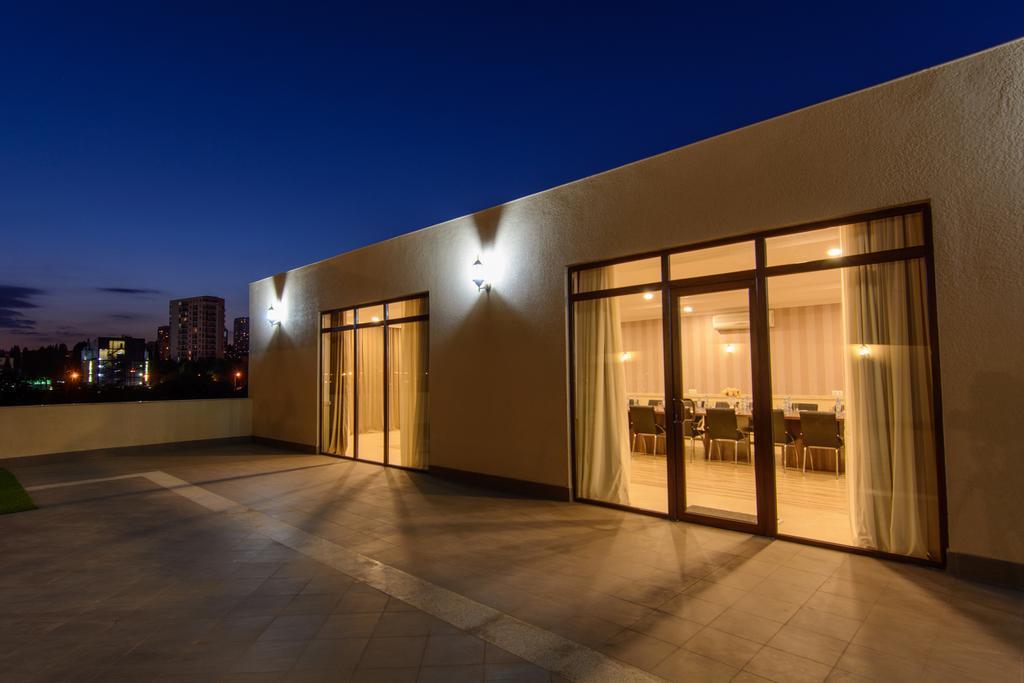 Apart Hotel Mx Tbilisi Bagian luar foto