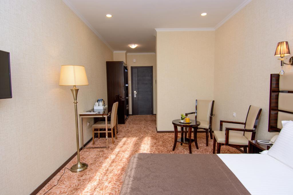 Apart Hotel Mx Tbilisi Bagian luar foto