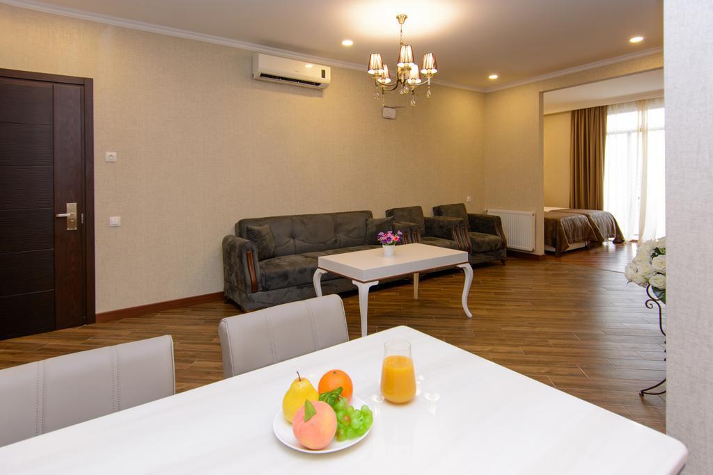 Apart Hotel Mx Tbilisi Bagian luar foto