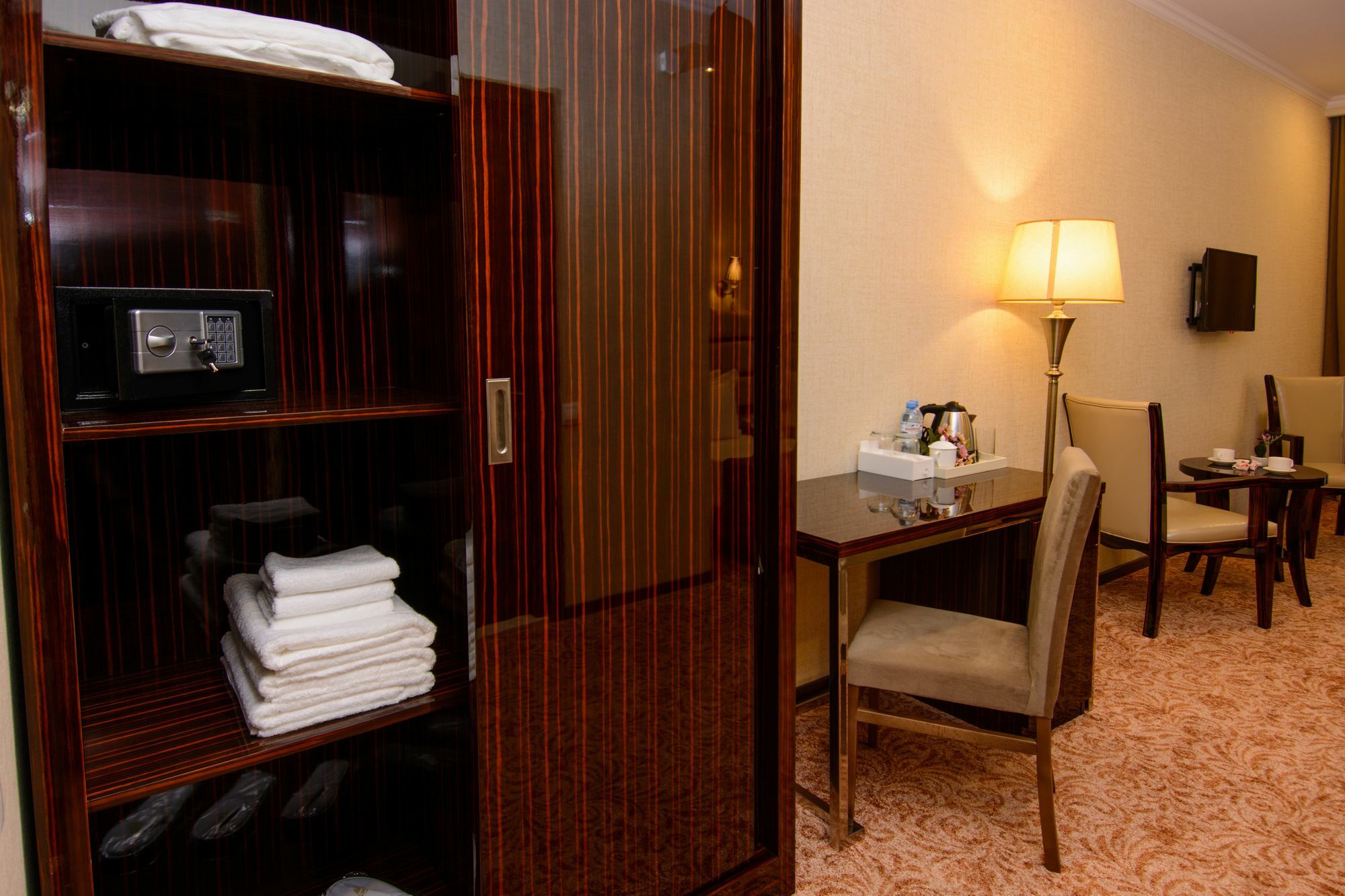 Apart Hotel Mx Tbilisi Bagian luar foto